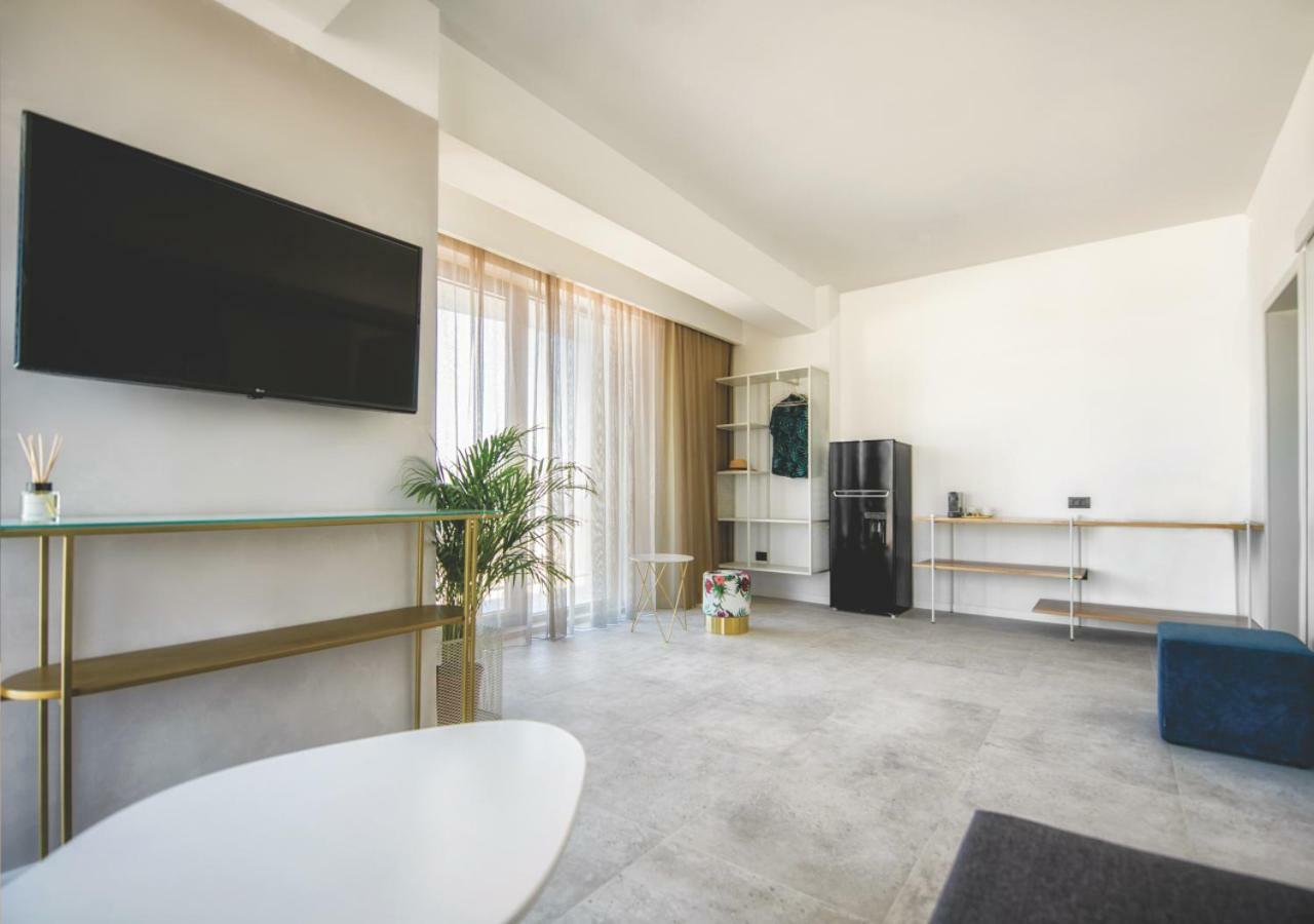 Lemon Cliff Luxury B&B Mamaia Dış mekan fotoğraf
